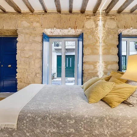 Green Street Lisbon Loft-3