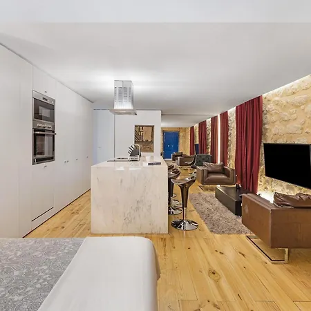 Green Street Lisbon Loft-2